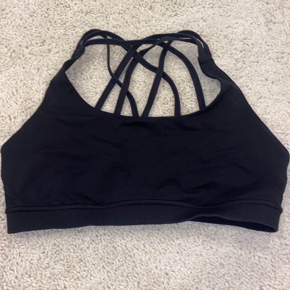 Black lululemon sports bra